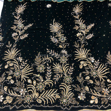 Load image into Gallery viewer, DARK GREEN Latest Designer Velvet Fabric George Wrapper With Net Blouse - VG053