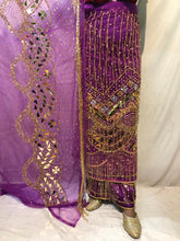 Load image into Gallery viewer, Trending Latest Designer with Beautiful FRINGES work Net Lace Nigerian George Wrapper Set - NLDG131