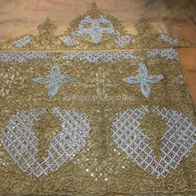 Load image into Gallery viewer, Champagne Gold Beautiful Crystal stone work Net Lace George wrapper set - NLVG096