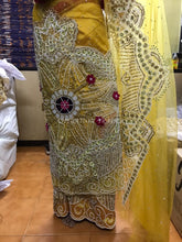 Load image into Gallery viewer, Mustard Yellow Gold Net Lace 3D Design George Wrapper with blouse - NLVG102
