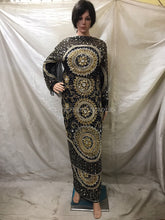 Load image into Gallery viewer, BLACK color Heavy Beaded Velvet Fabric George wrapper set- VG026