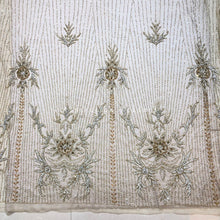Load image into Gallery viewer, Alluring Designer Crystal Stone Gold Applique - AP059
