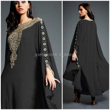 Load image into Gallery viewer, Royal Islamic Modern Elegant Dubai Moroccan Caftan Arabic party wear Beach kaftan- K054
