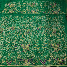 Load image into Gallery viewer, New Arrival Nigerian Green 2022 Designer Net George wrapper with Toch of purple Work  - NLDG076
