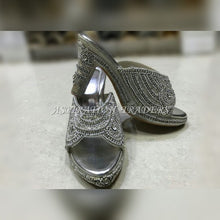 Load image into Gallery viewer, Shoes/Heels - H003 - Aspiration Traders

